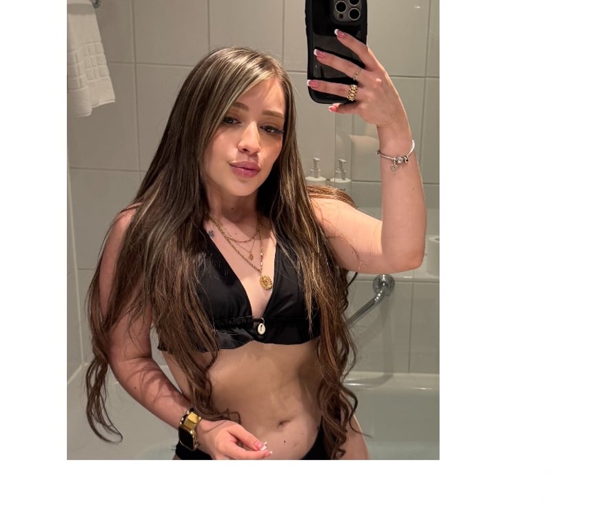 Escorts East London Abbey Road - DLR station - East London - Photos for 🍌Young Latina👅REAL💦Complete🥂🍾🥳