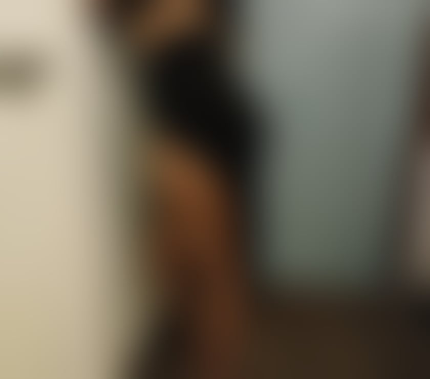 Escorts Wiltshire Swindon - Photos for Golden princess hafsa