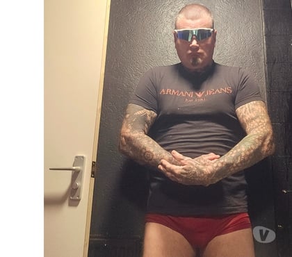 casual encounters Rawdon Leeds - Photos for Randy Horny Mature Man seeks meet ups with females 19 to 45