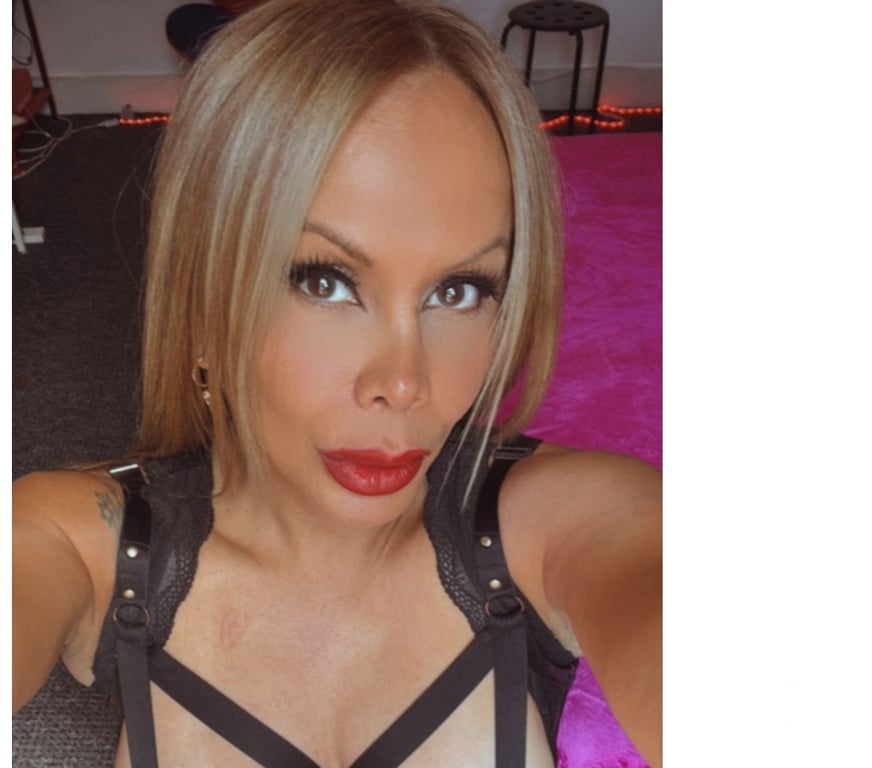 Trans Escorts East London Little Ilford - East London - Photos for Sofia, Latin queen in England