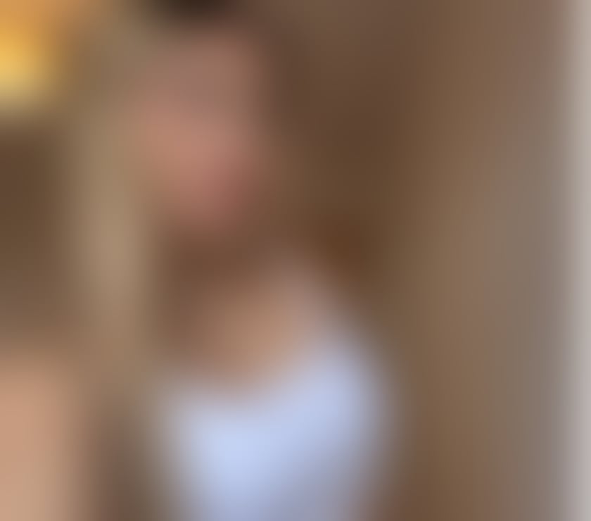 Photos for Luna 🌹 Girlfriend