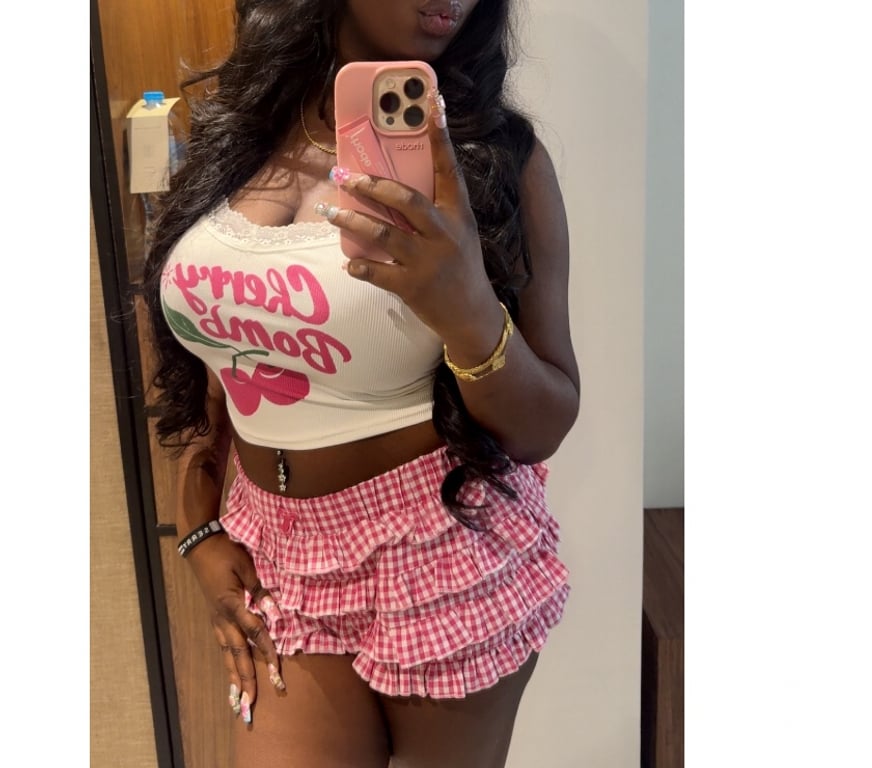 Escorts Reading Reading Town Centre - Reading - Photos for Your Sexy Black Barbie - Available today