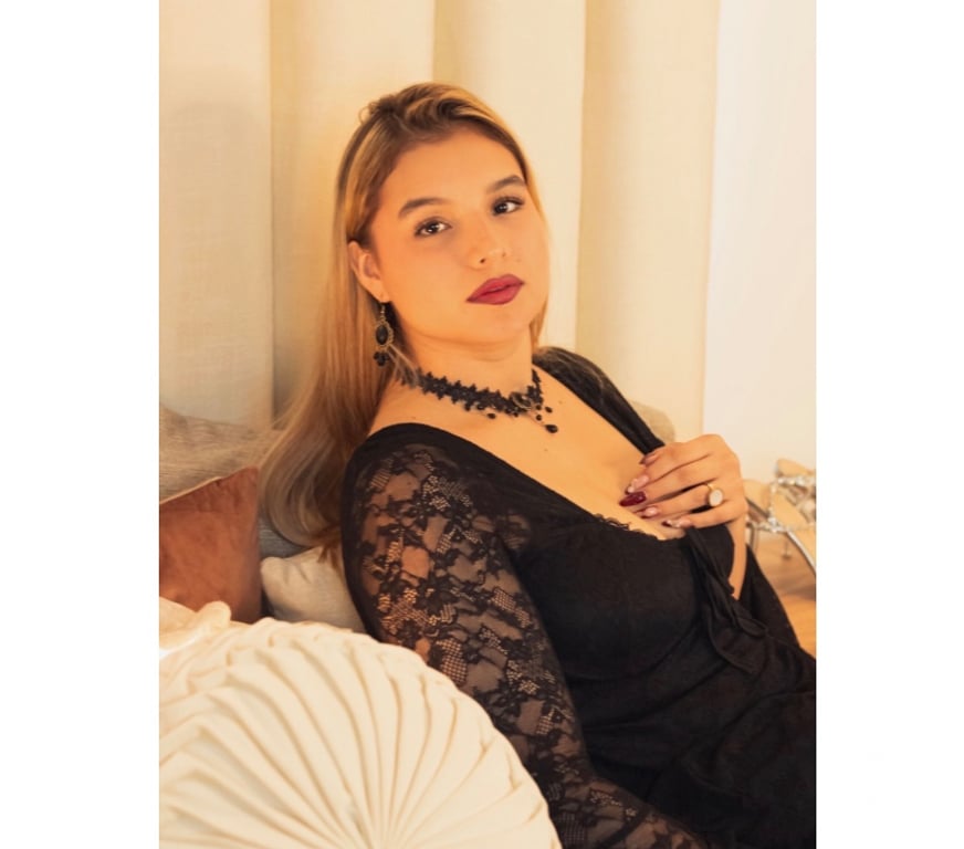 Escorts Bedfordshire Luton - Photos for BEST BJ🍭 🤩MIRA🤩PARTY GIRL