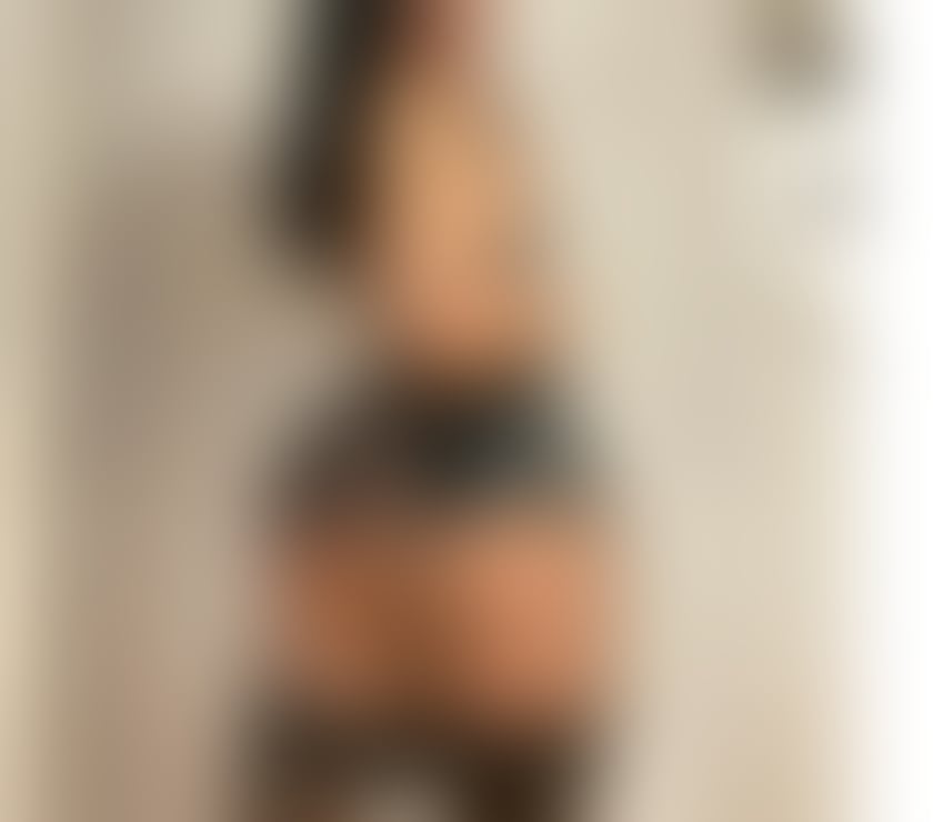Escorts East London Redbridge - Photos for AMAZING BRUNETTE FIRST TIME IN TOWN 🥰💋