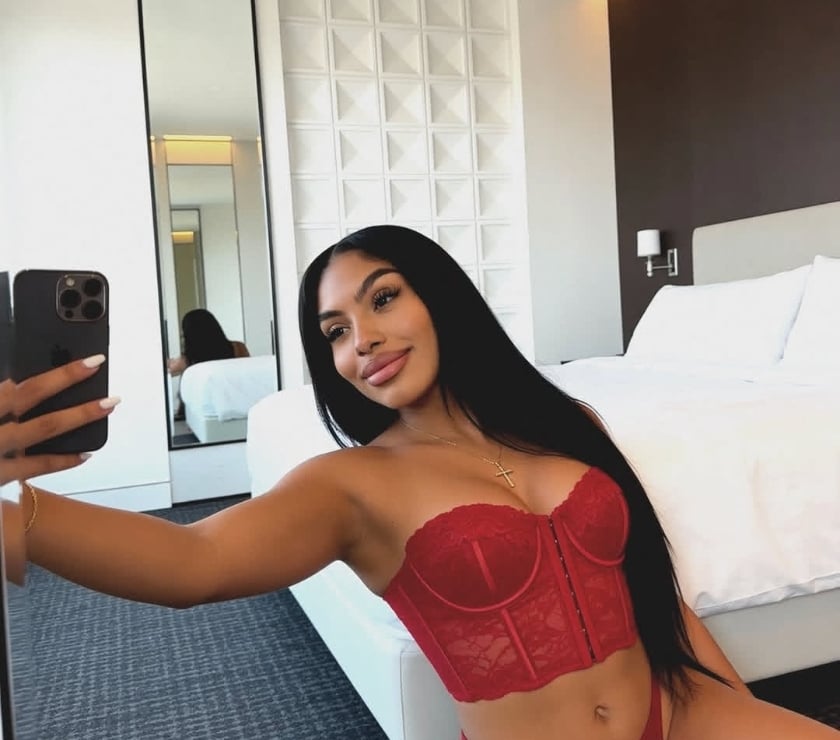 Escorts Somerset Yeovil - Somerset - Photos for 💋TANIA NEW IN YOUR TOWN💋BEST-OWO💦PARTY QUEEN🥂