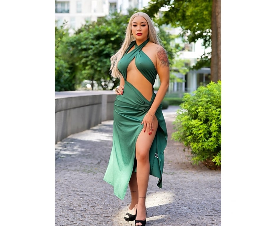 Escorts Essex Brentwood - Photos for SARAH XXL BUM IN Brentwood