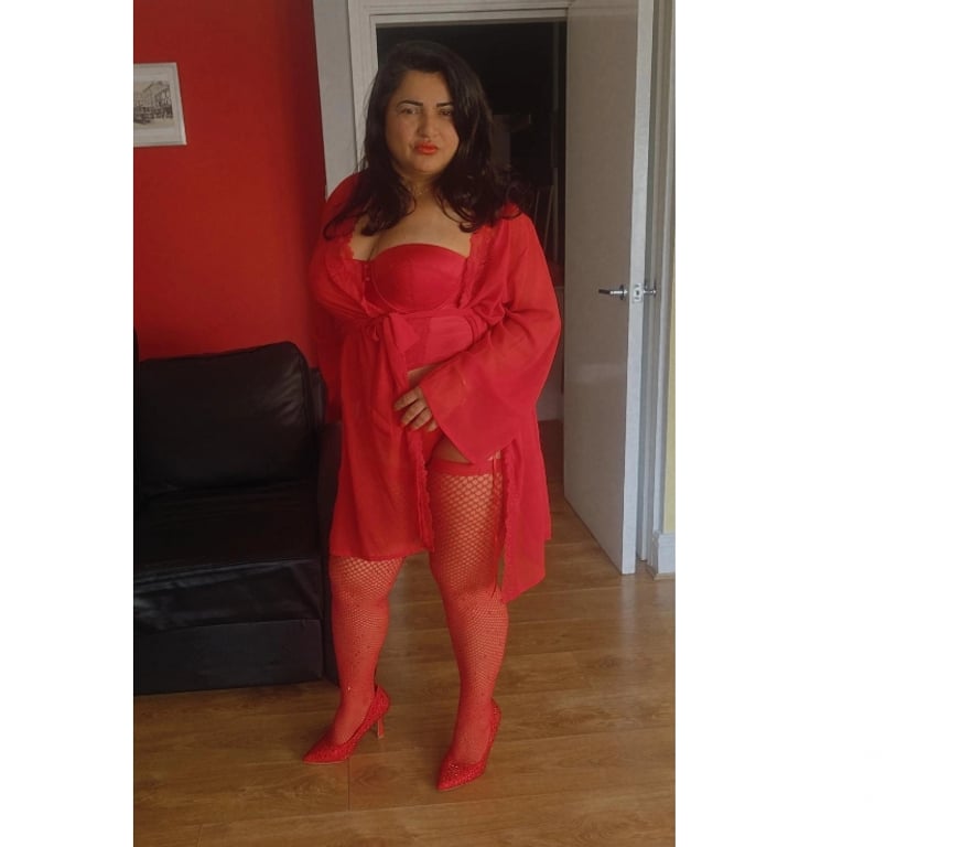 Escorts Essex Braintree - Photos for Julie GFE Brazilian girl 👧 😍