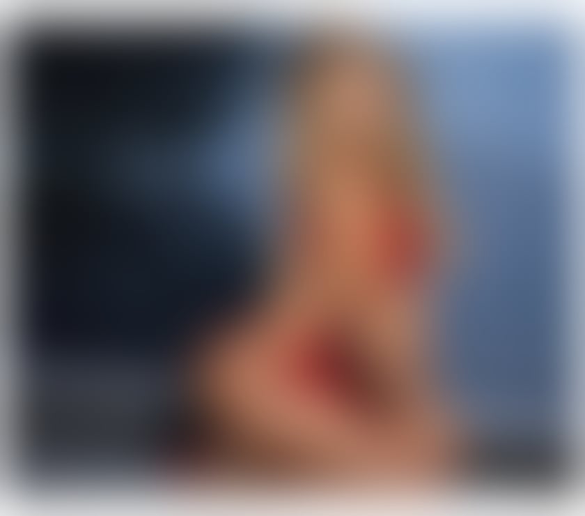 🔥 Beautiful TRANSEXUAL Nikole Paris 🔥