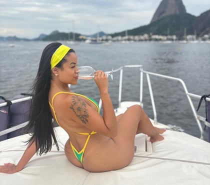 Photos for BABY 🍑🔝HOTTEST BRUNETTE 🔝PARTY 🍒