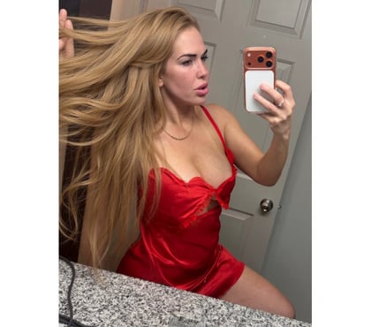  Escorts & Erotic Massage Chorley Lichfield - Photos for 🔥NEW CLASSY HORNY MATURE 💯 PARTY GIRL🍾GFE