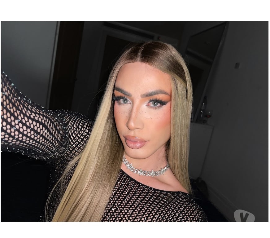 Trans Escorts South West London Imperial Wharf Station - South West London - Photos for ASHLEY HOT 😈 TS 🍆 PARTY GIRL 🥂🍸