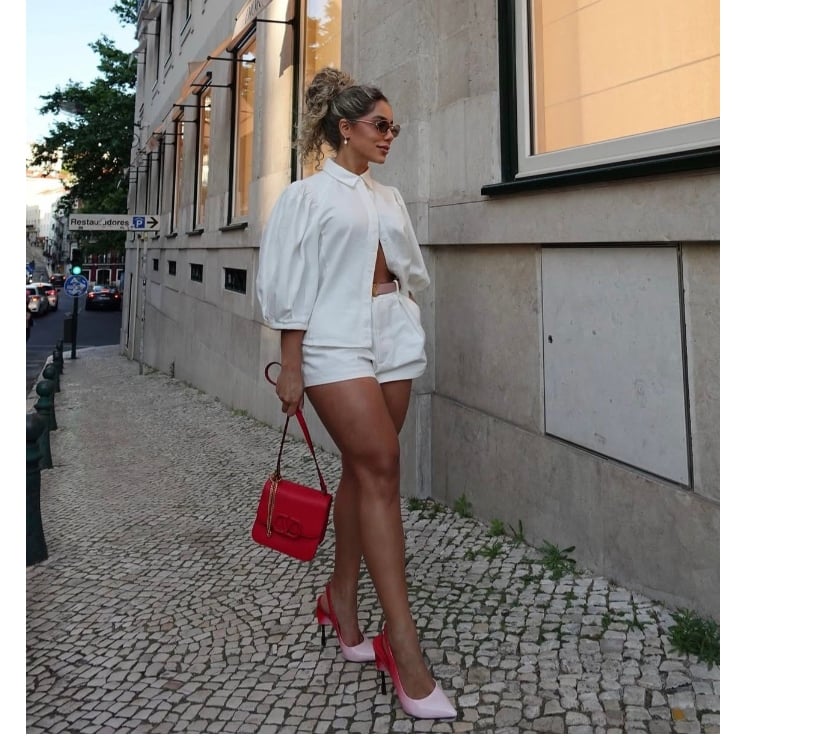 Escorts Surrey Runnymede - Photos for Tantric massage , Dip tissue with Laura