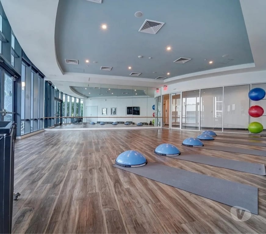 Property to Rent East London Canary Wharf - East London - Photos for Stylish 2 bedroom and 2 bathroom High Rise