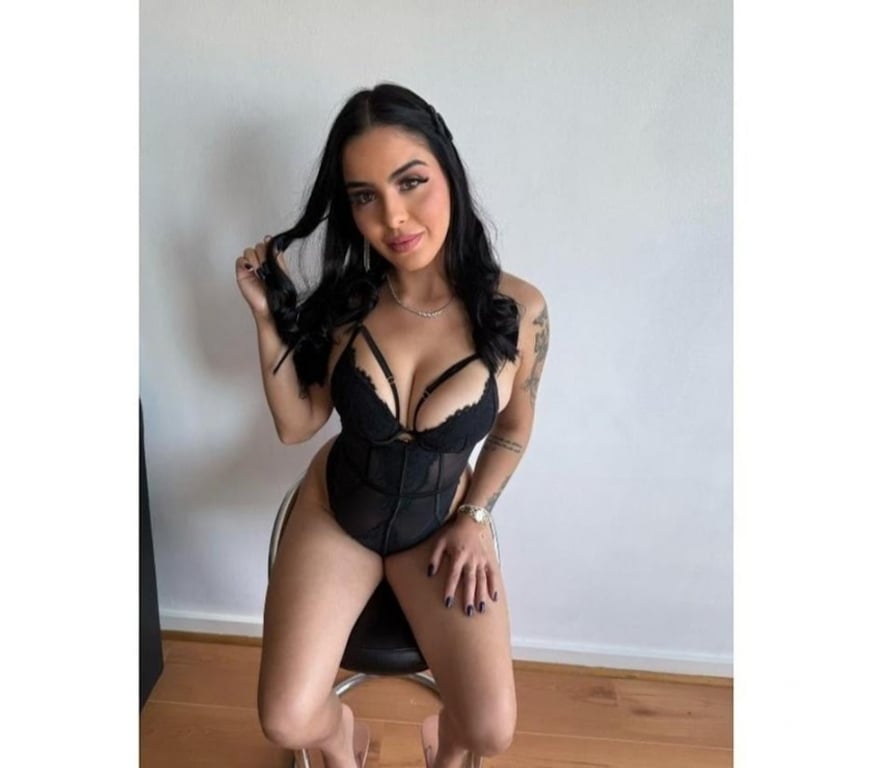 Escorts Essex Epping Forest - Photos for Xiomara 💃 Honduran Heat in Matching Tye