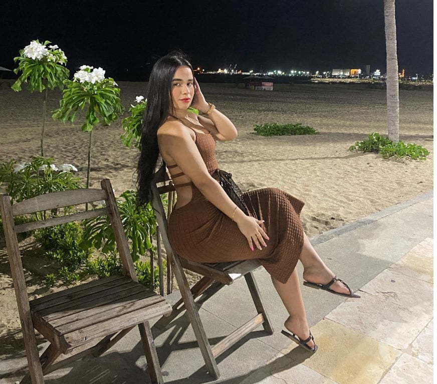 Escorts West London Acton - West London - Photos for ISABELLA IS LITTLE AND VERY HOT😈🥵🔥