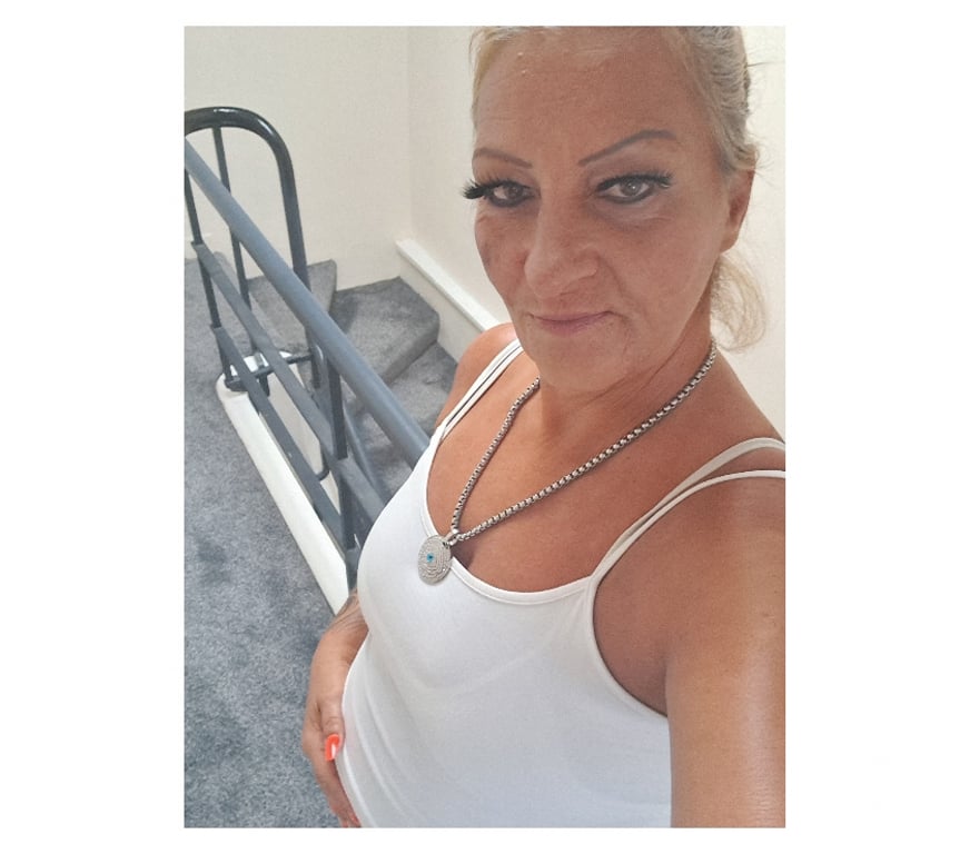 Escorts East London Havering - Photos for CHLOE MILF ❤️ NEW HUNGARY LADY