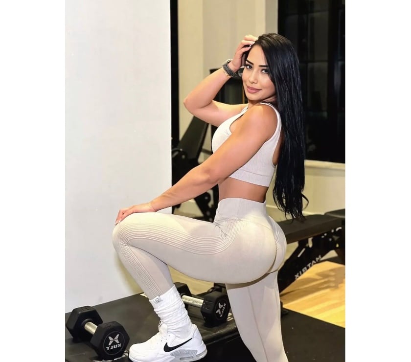 Escorts West London Hounslow - Photos for ❤️‍🔥Bruna Brazilian Hot🥵Party Girl🥳🥂