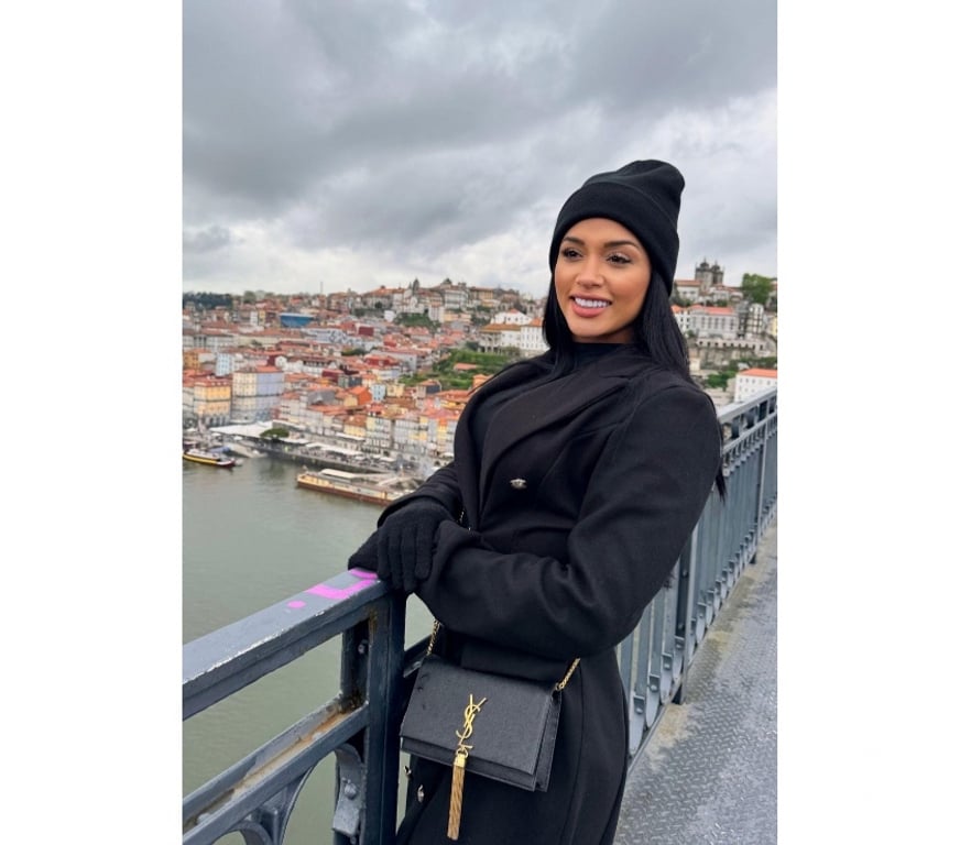 Escorts South West London Sutton - Photos for 🇧🇷ALICIA & NINA OWO A-LEVEL KISS 🥳