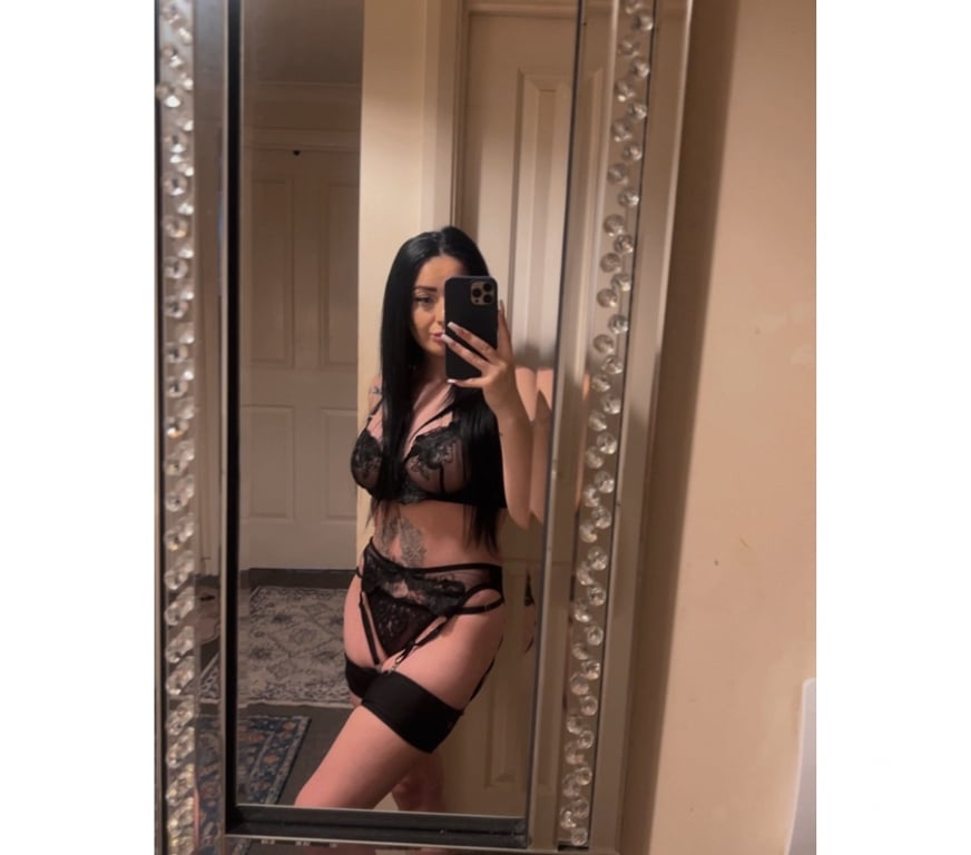 Escorts Windsor and Maidenhead Maidenhead - Windsor and Maidenhead - Photos for Big natural boobs DD♥️Body size 8♥️GFE**CIM**OWO