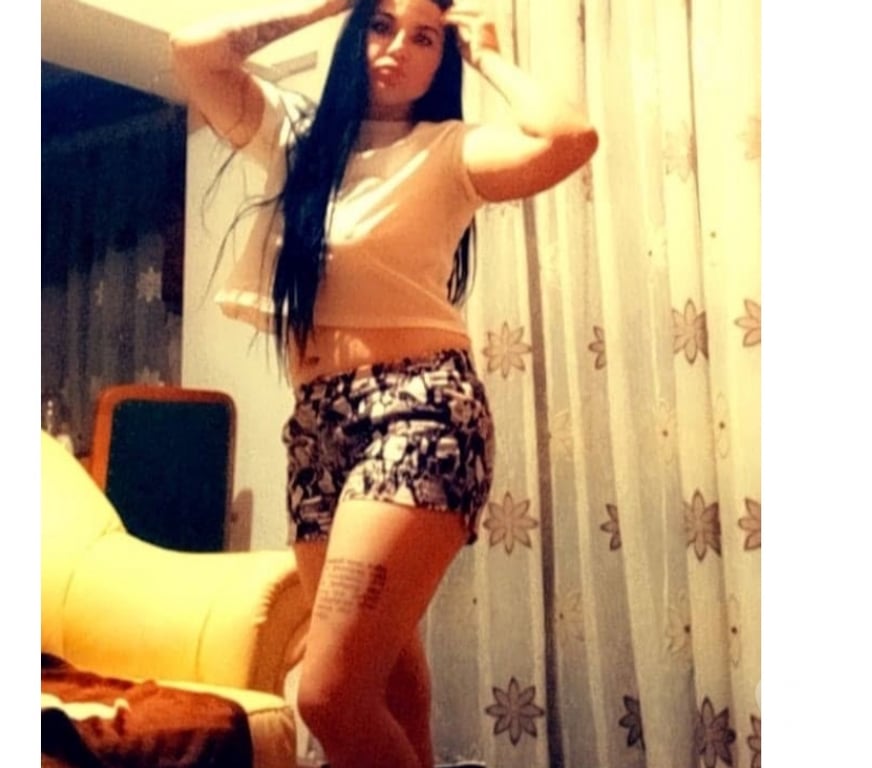 Escorts Merseyside Liverpool - Photos for Clean, Friendly & Profesional warm Personality - discret