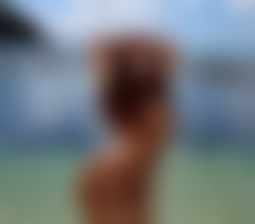 Hello I'm Lorenna I waiting for you