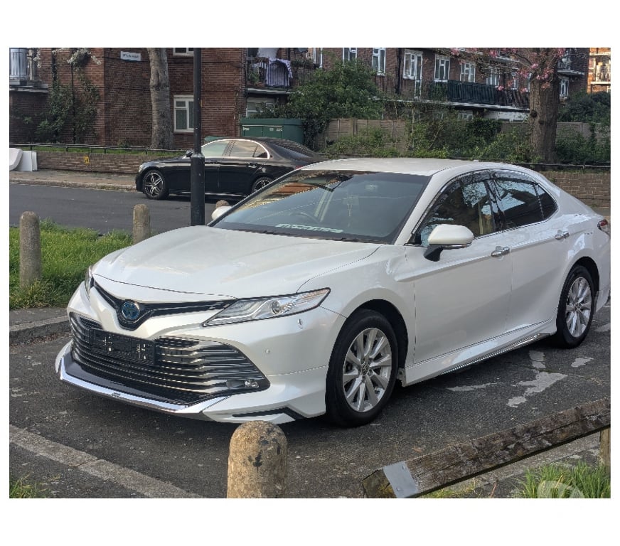 courier services Central London London Bridge Station - Central London - Photos for chauffeur driver VIP