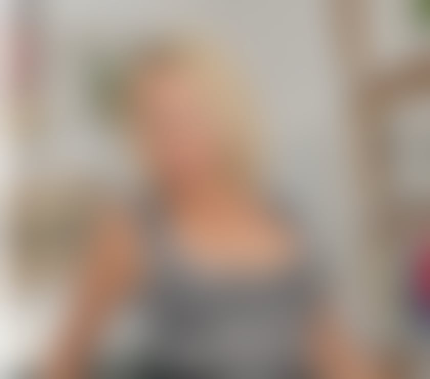 Escorts Cardiff Whitchurch - Cardiff - Photos for Sexy Welsh MILF. Best GFE. No rush. Sensual Lover.