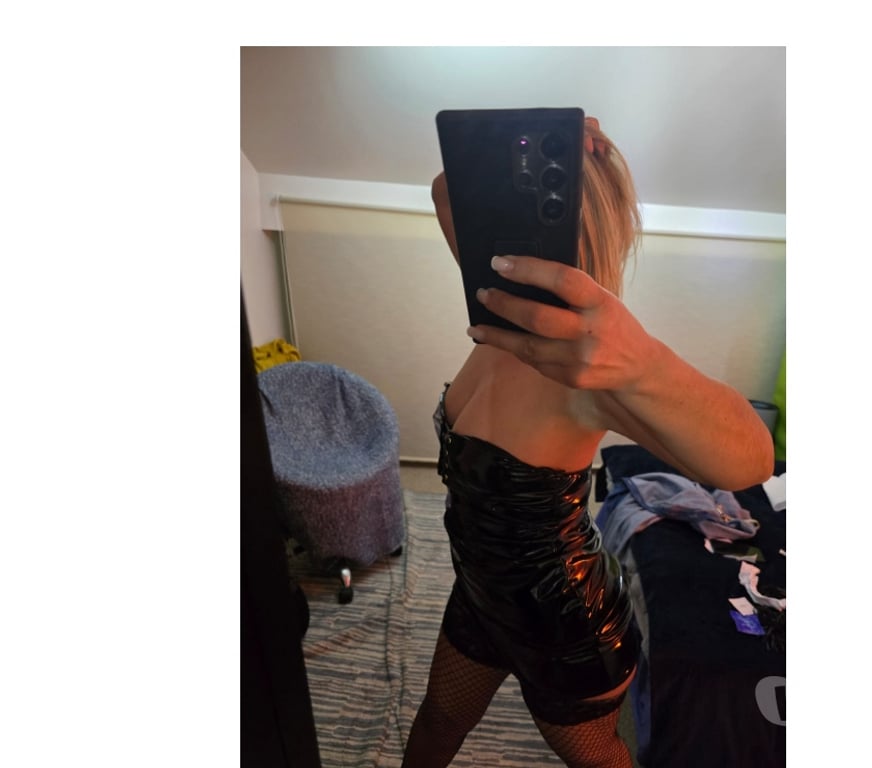 Escorts West Sussex Crawley - Photos for Massage in crawley