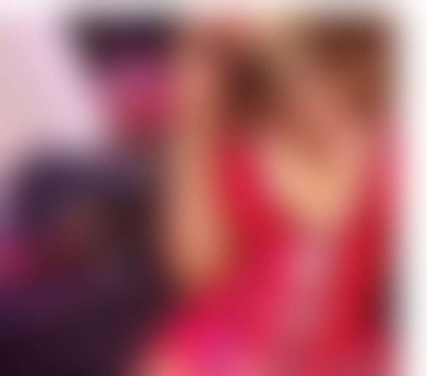 AllureK Busty ,Elegant mature Lady