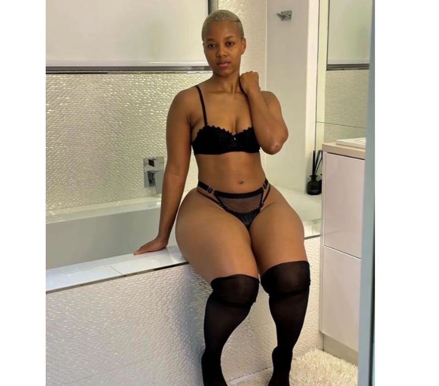 Escorts South East London Bermondsey - South East London - Photos for ALANA PARTY GIRL 🌸🌸