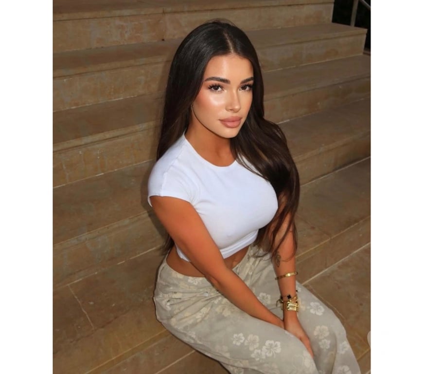 Escorts Swansea - Wales Swansea City Centre - Swansea - Photos for JADEJ LITTLE DAY IN THE CITY