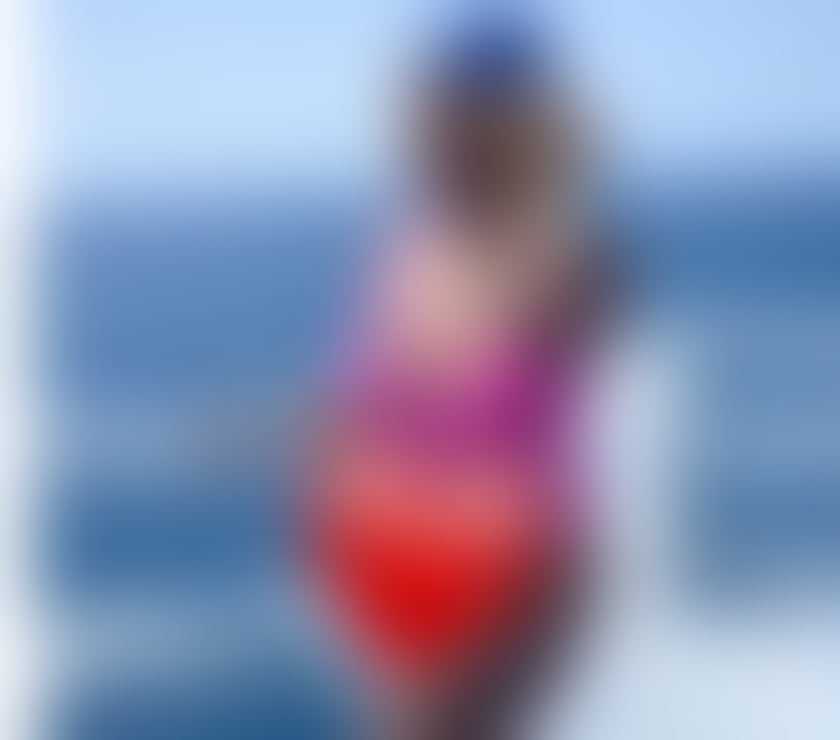 Escorts South Yorkshire Doncaster - Photos for Queenbee with yummylicious honey