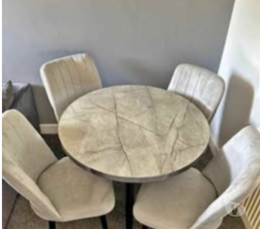 Furniture West Yorkshire Leeds - Photos for Dining Table with chairs free and fast delivery