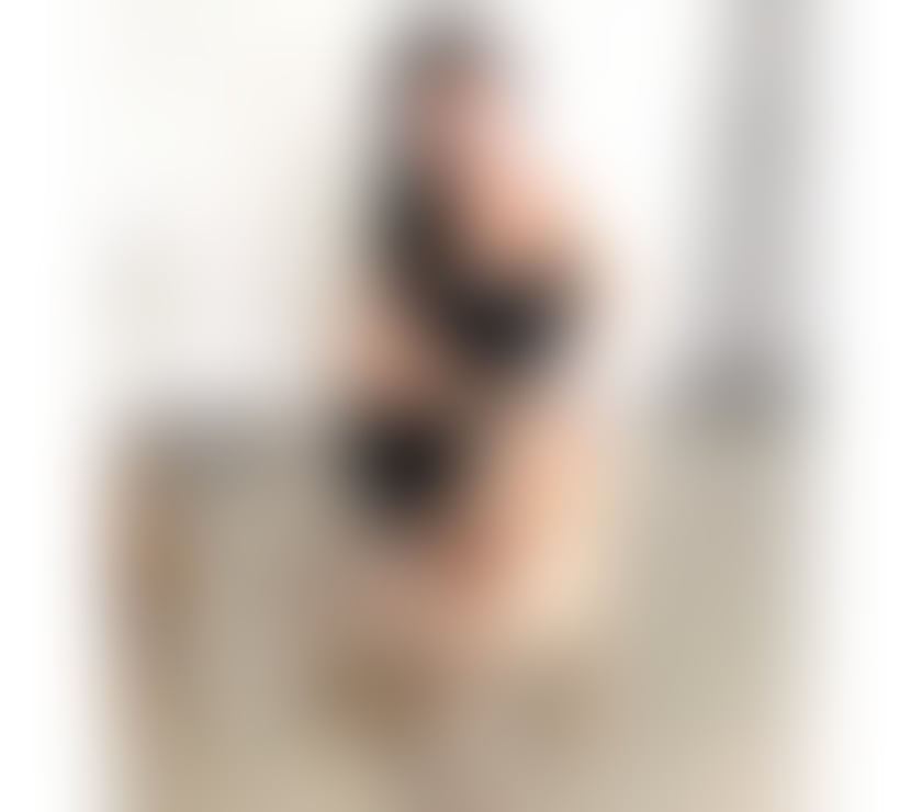  Escorts & Erotic Massage Walthamstow Central Station East London - Photos for 🔥 BUSTY NEW GIRL IN TOWN 🔥