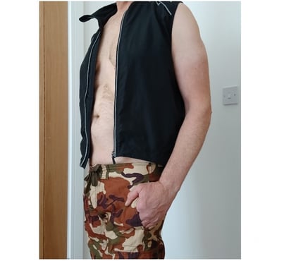 Gay escorts Weybridge Elmbridge - Photos for Hot Guy Next Door Available