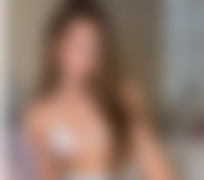 Escorts Reading Reading Town Centre - Reading - Photos for Julia – Soft Voice & Tender Attention 💕