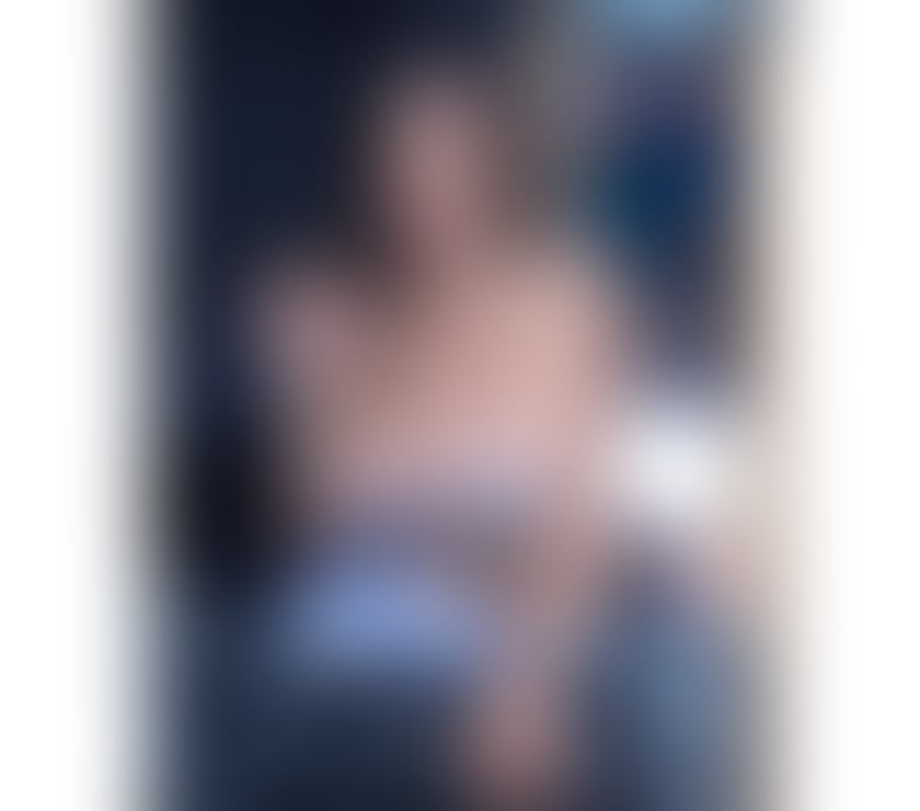 Escorts Uxbridge Hillingdon - Photos for NEW IN TOWN PARTY GIRL CALL ME