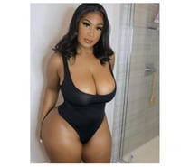 CURVY GIRL🍑JUICY BODY🫦LATINA HOT🔥BEST PARTY