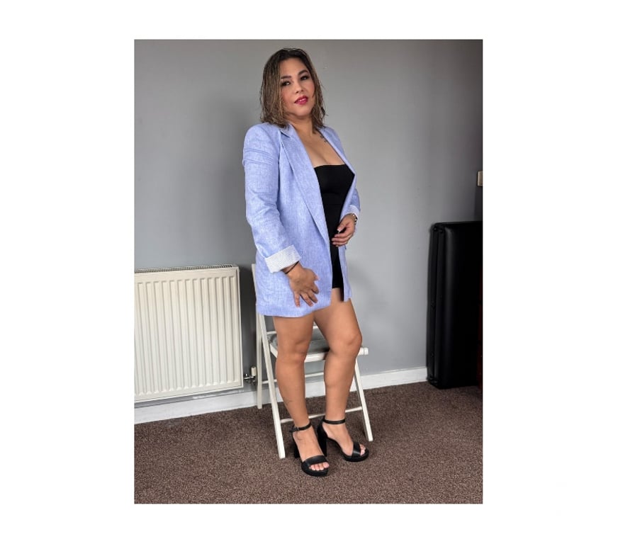 Escorts Slough Cippenham - Slough - Photos for I’m Rosie❤️great service❤️