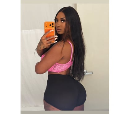 Escort Aldgate East East London - Photos for 🍭👅💦 very fiery black Brazilian woman