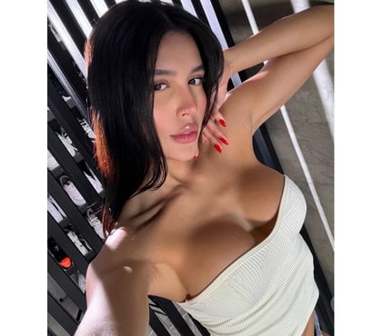  Escorts Sutton Town Centre Sutton - Photos for MIA BRAZILIAN 🇧🇷 THE BEST GFE 🍑NEW