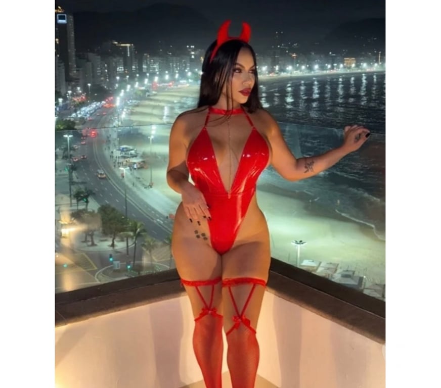 Escorts South East London Plumstead - South East London - Photos for Hi guys I'm ANA ❤️ hot Brazilian new here 🔥 💯