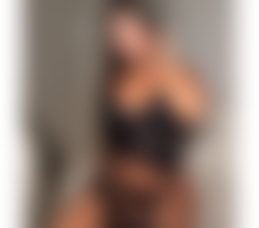 Escorts Surrey Epsom and Ewell - Photos for BIA BRAZILIAN 🇧🇷 THE BEST GFE 🍑