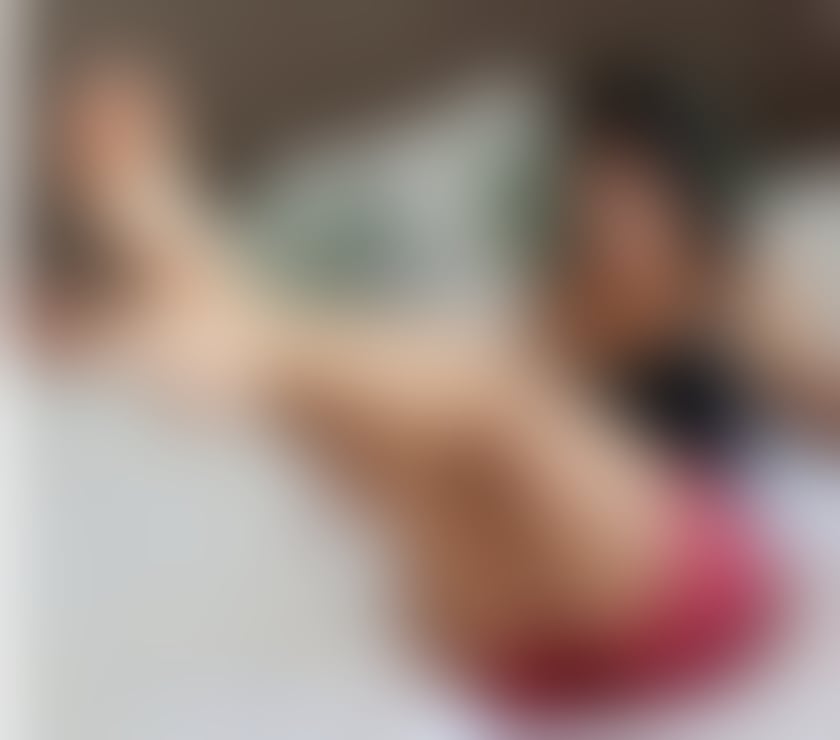 Escorts Sutton Town Centre Sutton - Photos for NAUGHTY BRAZILIAN😈RENATA BEST PARTY&OWO👅🍾