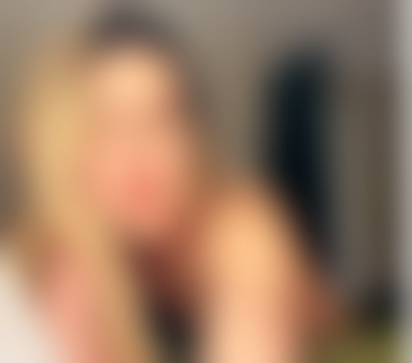 Escorts Nottinghamshire Nottingham - Photos for blonde stylis 🇧🇷 dating someone who likes to party🥂