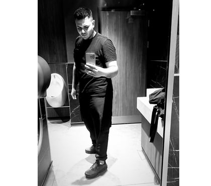 Gay Escorts Leicester City Centre Leicester - Photos for Rizo Greeck guy new in town