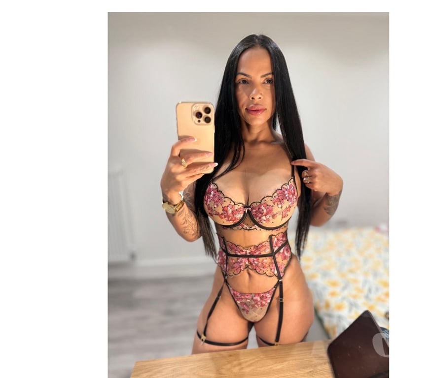 Escorts Worcestershire Worcester - Photos for Izabela is new in town, I'm Argentinian.