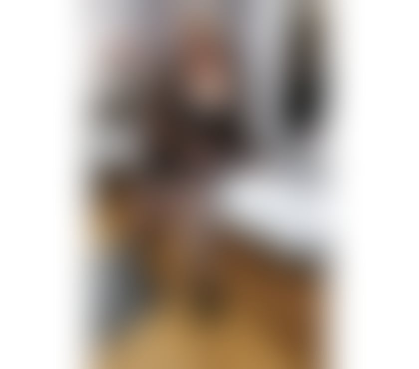 Escorts East London Aldgate East Station - East London - Photos for Hi! ME NAME MILF ZARA! HUNGARY LADY! HURRY UP.