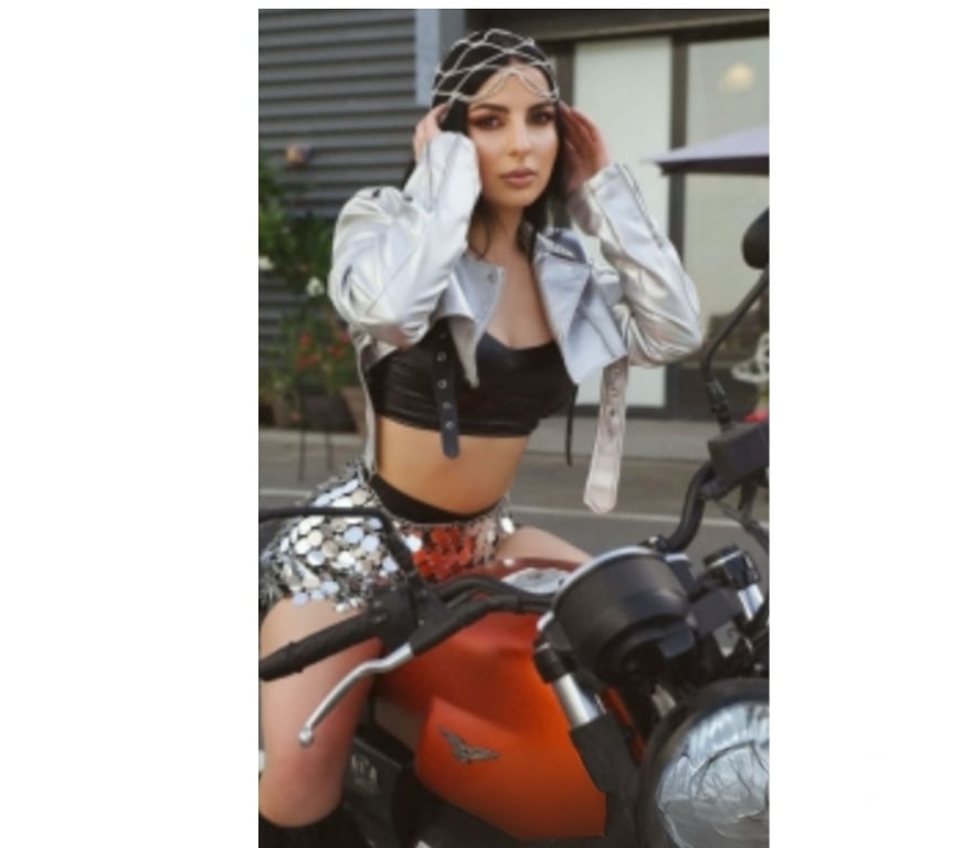 Escorts Oxfordshire Cherwell - Photos for the charming and naughty one Sofia