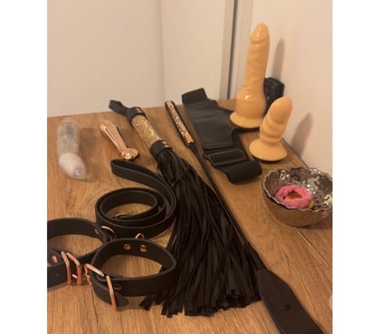 Escorts Chadwell Heath Station Romford - Barking and Dagenham - Photos for ❤️Discreet. Elegant. Unforgettable, Real ❤️